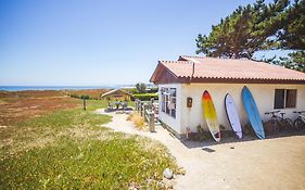 Hermosa cabaña, pasos de Ola/Surf. Punta de Lobos.